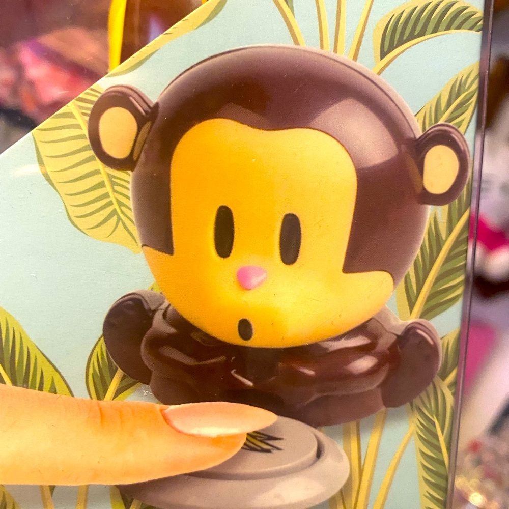 Adorable Monkey Nail Dryer! π - Picture 2 of 3